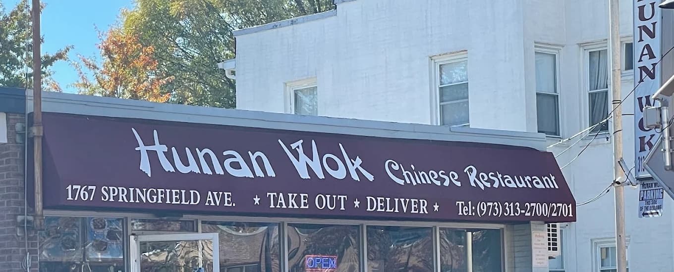 The front of Hunan Wok